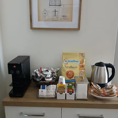 Holz35 Wi-fi Breakfast Ac Garage شقة
